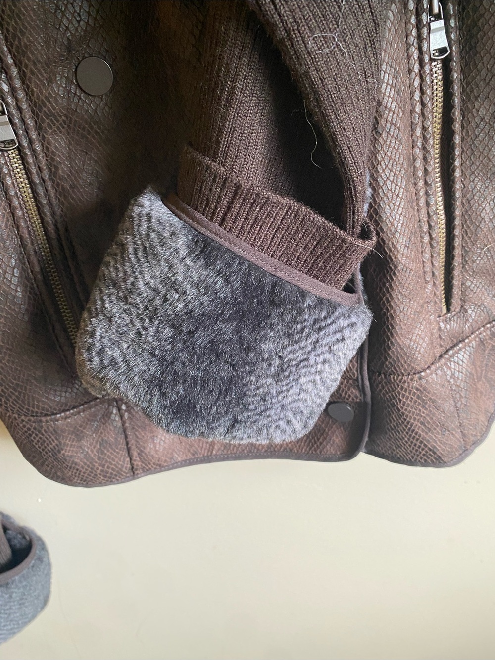 Cache Brown Snakeskin Print Knit Jacket Faux Fur Trim - Picture 6 of 8